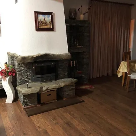 Lodge Vila Eli *